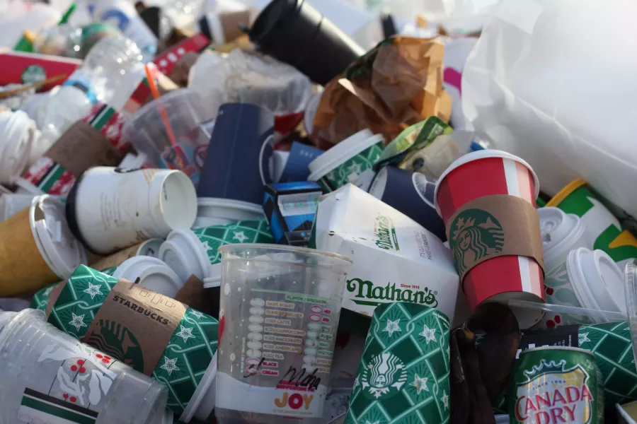 Помощь экологии: как использовать меньше пластика