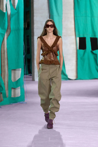 uk.burberry.com
