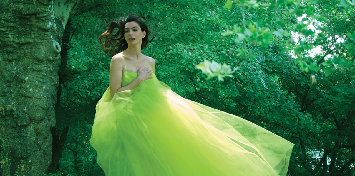 @annehathaway