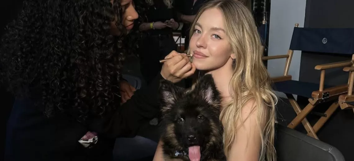 @sydney_sweeney