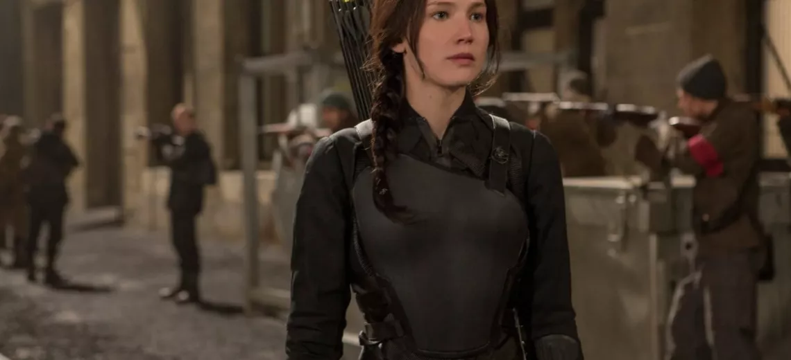 Дженнифер Лоуренс в фильме «Голодные игры: Сойка-пересмешница. Часть II»