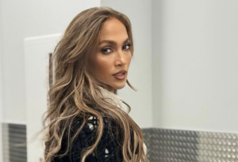 @jlo
