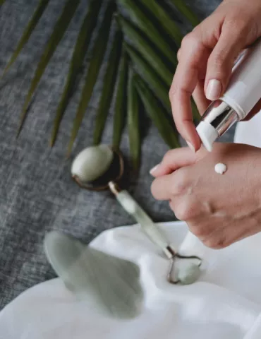 Могут ли модные косметологические процедуры заменить домашний уход?