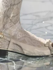 www.valentino.com